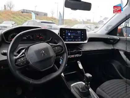 Photo 14 Peugeot 2008  1.2 PureTech 100ch S&S Active