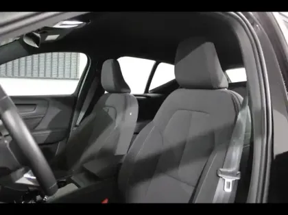 Photo 9 Volvo Xc40  Recharge 231ch Start EDT