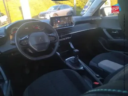 Photo 14 Peugeot 2008  1.2 PureTech 130ch S&S Style