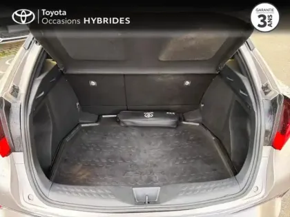 Photo 9 Toyota C-HR  122h Distinctive 2WD E-CVT MC19