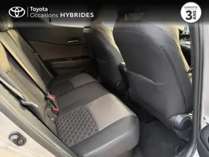 Photo 6 Toyota C-HR  122h Distinctive 2WD E-CVT MC19