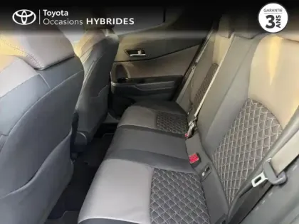 Photo 11 Toyota C-HR  122h Distinctive 2WD E-CVT MC19