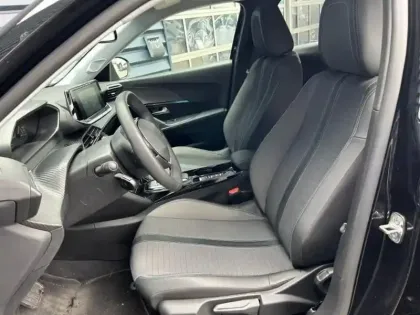 Photo 5 Peugeot 2008  e- 136ch Allure