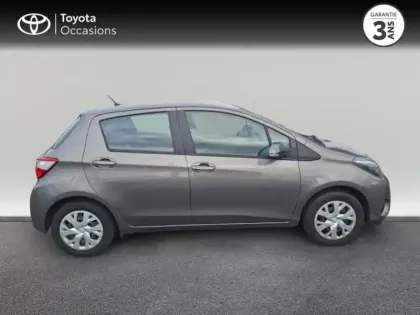 Photo 5 Toyota Yaris  70 VVT-i France Connect 5p RC19