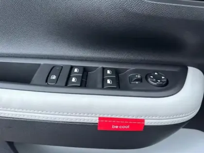 Photo 11 Citroën C3 Aircross  1.2 Hybride 145ch MAX