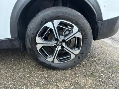 Photo 10 Citroën C3 Aircross  1.2 Hybride 145ch MAX