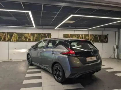 Photo 16 Nissan Leaf  150ch 40kWh Acenta 22