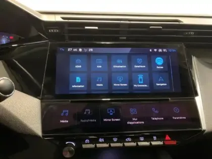 Photo 12 Peugeot 308  1.2 130 Allure I-cokpit Carplay Camera GPS