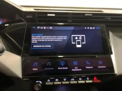 Photo 10 Peugeot 308  1.2 130 Allure I-cokpit Carplay Camera GPS
