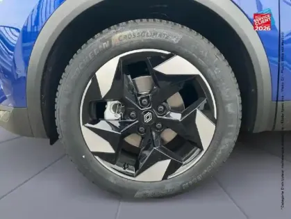 Photo 9 Renault Captur  1.8 E-Tech full hybrid 160ch Techno - 25