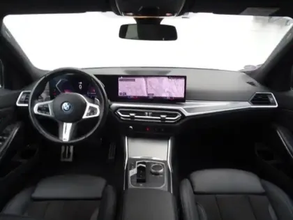 Photo 16 BMW Serie 3 Série 3 Touring 330eA xDrive 292ch M Sport