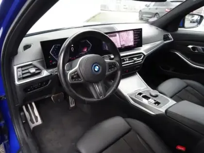 Photo 12 BMW Serie 3 Série 3 Touring 330eA xDrive 292ch M Sport