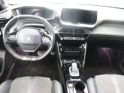 Photo 7 Peugeot 2008  1.2 PureTech 130ch S&S GT EAT8