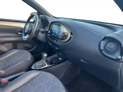 Photo 8 Toyota Aygo  X 1.0 VVT-i 72ch Collection S-CVT