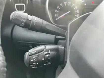 Photo 14 Citroën C3 Aircross  PureTech 110ch S&S Shine