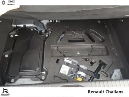 Photo 13 Renault Clio  1.6 E-Tech hybride 140ch Zen -21N