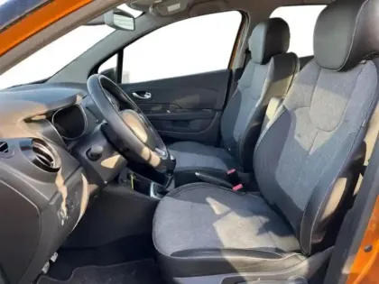 Photo 7 Renault Captur  0.9 TCe 90ch energy Intens Euro6c