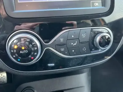 Photo 13 Renault Captur  0.9 TCe 90ch energy Intens Euro6c