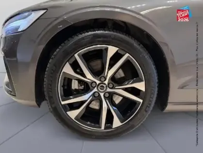 Photo 9 Volvo V60  B4 197ch Plus Style Dark DCT 7