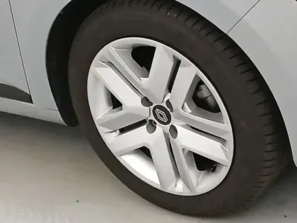 Photo 9 Renault Clio  1.0 TCe 90ch Evolution - 24