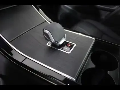 Photo 18 Land rover Range Rover Evoque  1.5 P270e PHEV 269ch S