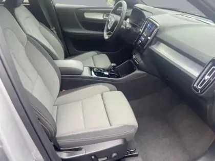 Photo 8 Volvo Xc40  B3 163ch Plus DCT 7