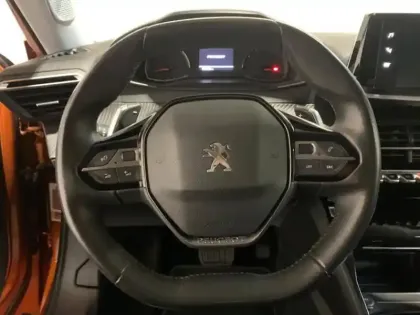Photo 14 Peugeot 2008  1.2 PureTech 100ch S&S Allure