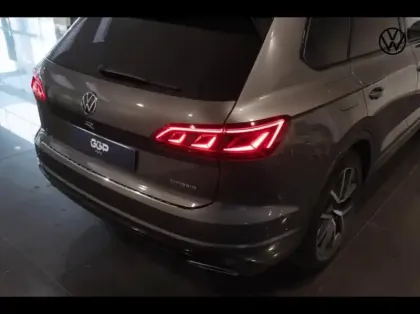 Photo 7 Volkswagen Touareg  3.0 TSI eHybrid 462ch R 4Motion BVA8
