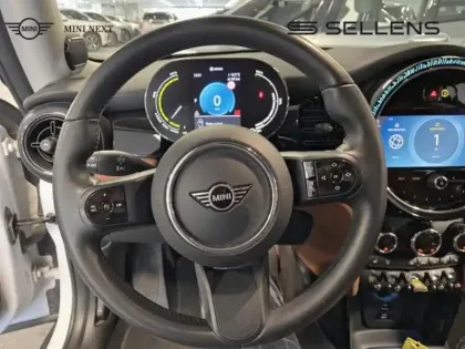 Photo 5 Mini Mini  Cooper SE 184ch Edition Premium Plus BVA 5CV