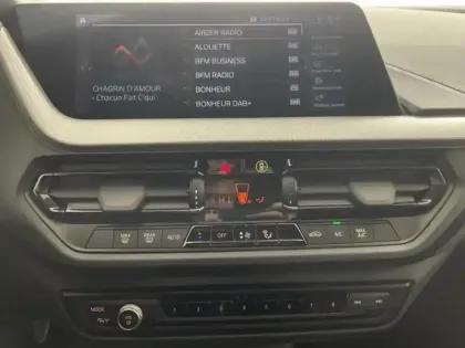 Photo 10 BMW Serie 1 Série 1 116dA 116ch M Sport DKG7