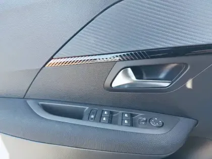 Photo 5 Peugeot 208  PureTech 75 S&S BVM5