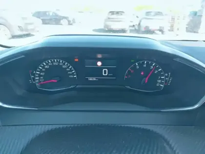 Photo 9 Peugeot 208  PureTech 75 S&S BVM5