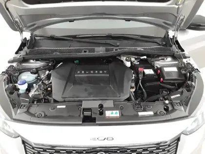 Photo 25 Peugeot 208  Electrique 50 kWh 136ch