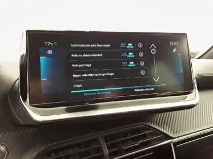 Photo 20 Peugeot 208  Electrique 50 kWh 136ch