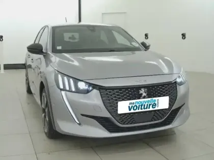 Photo 28 Peugeot 208  Electrique 50 kWh 136ch