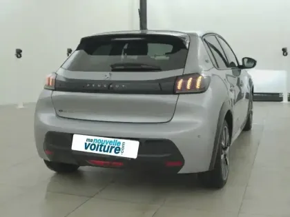 Photo 31 Peugeot 208  Electrique 50 kWh 136ch