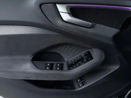 Photo 37 Audi A5  e-hybrid 299 ch S tronic 7 Quattro