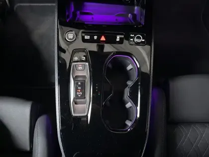 Photo 12 Audi A5  e-hybrid 299 ch S tronic 7 Quattro