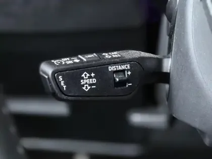 Photo 11 Audi A5  e-hybrid 299 ch S tronic 7 Quattro