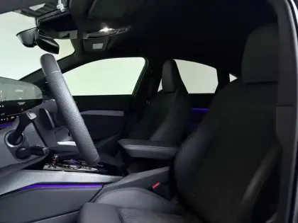 Photo 18 Audi A5  e-hybrid 299 ch S tronic 7 Quattro