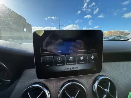 Photo 19 Mercedes GLA  200 7-G DCT