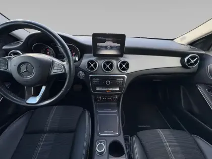 Photo 12 Mercedes GLA  200 7-G DCT