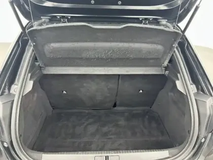 Photo 5 Peugeot 208  Electrique 50 kWh 136ch