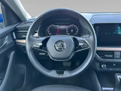 Photo 11 Skoda Kamiq  1.0 TSI Evo 110 ch DSG7