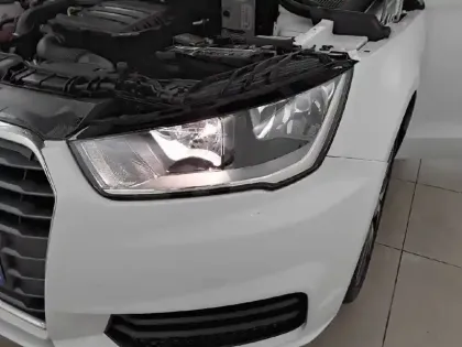 Photo 15 Audi A1  Sportback 1.0 TFSI ultra 95