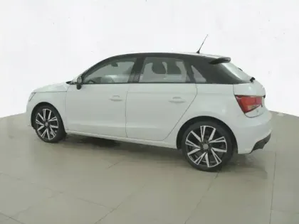 Photo 6 Audi A1  Sportback 1.0 TFSI ultra 95