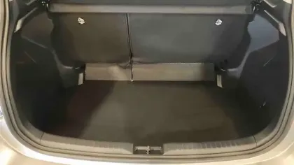 Photo 6 Mazda Mazda2  Hybrid 1.5L CVT 116 ch