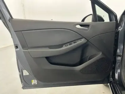 Photo 10 Renault Clio  TCe 90 - 21