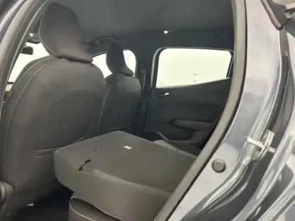 Photo 38 Renault Clio Gén. V (BJA) Ph1 Limited 5