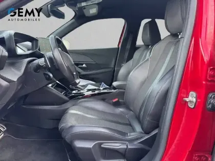 Photo 54 Peugeot 2008  PureTech 130 S&S EAT8